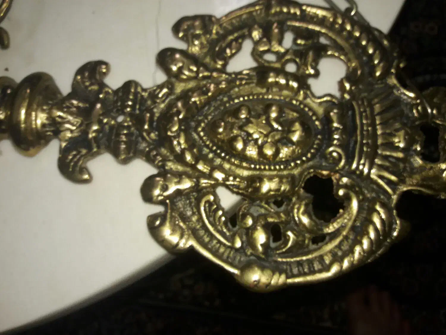 آویز بزرگ برنزی قدیمی 80 سانت با عقاب برنزی قدیمی|کلکسیون اشیاء عتیقه|ساری, |دیوار