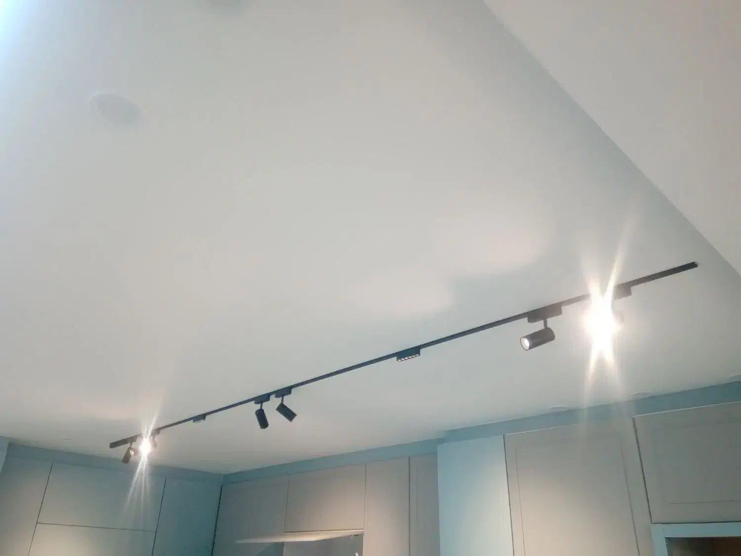 استخدام یک شاگرد برقکار و یک دفتردار|استخدام صنعتی، فنی، مهندسی|نجفآباد, امام خمینی|دیوار