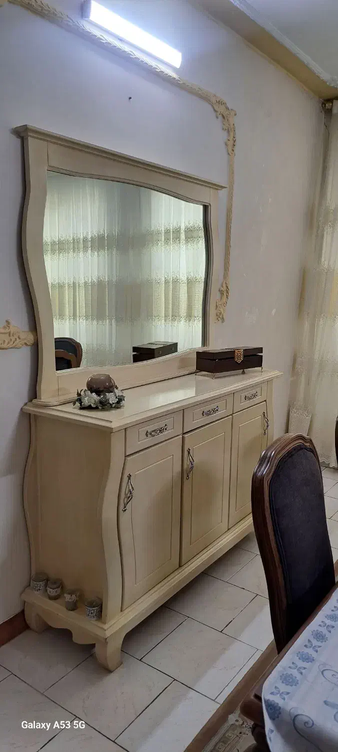 کنسول و آیینه کلاسیک|بوفه، ویترین، کنسول|تهران, تهرانسر شمالی|دیوار