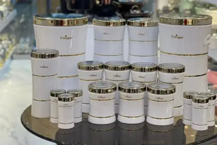 سرویس ۱۸پارچه یونیک نونو هنوز از کارتن درنیاوردم|ظروف نگهدارنده، پلاستیکی، یکبارمصرف|تهران, یاخجی آباد|دیوار