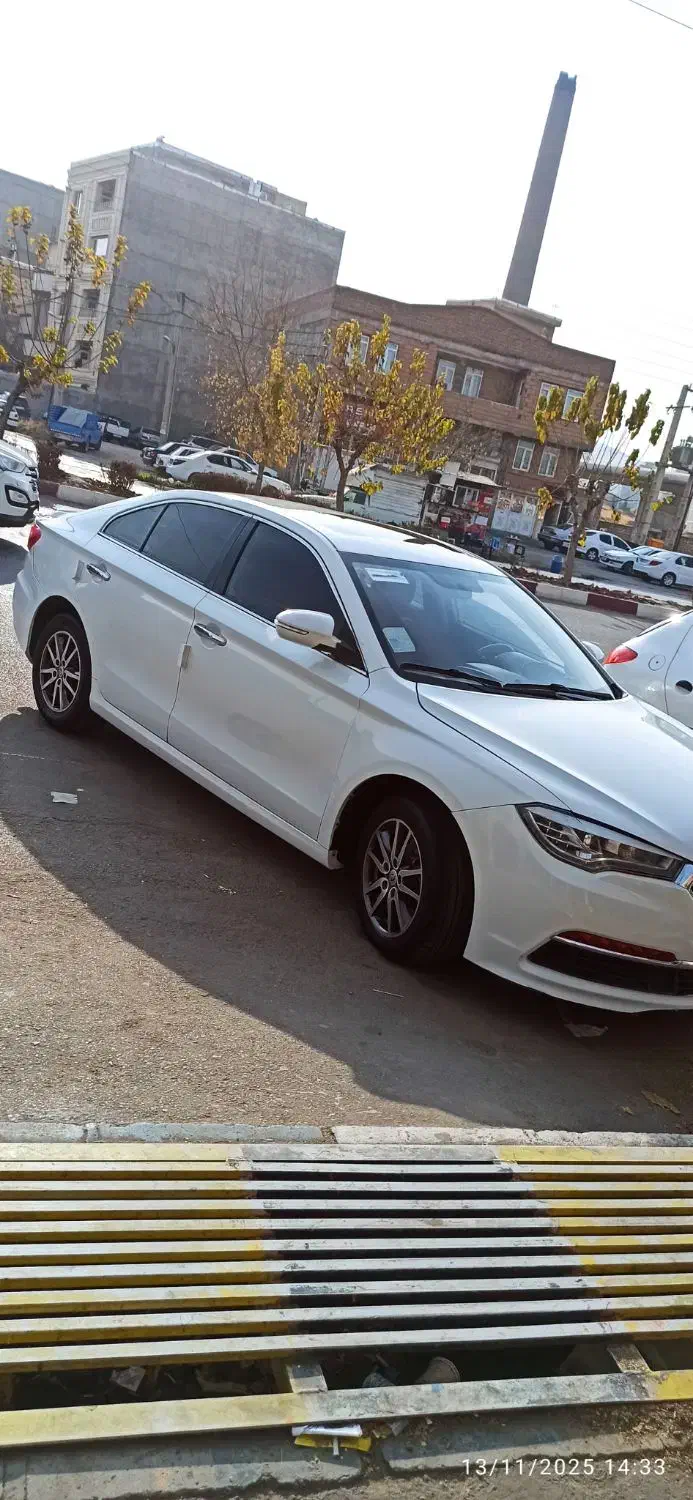 لیفان ۸۲۰ مدل۹۵ استثنایی|خودرو سواری و وانت|ارومیه, |دیوار