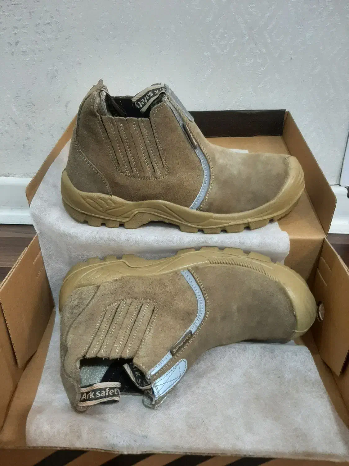 پوتین ایمنی|کیف، کفش، کمربند|بندر ماهشهر, |دیوار