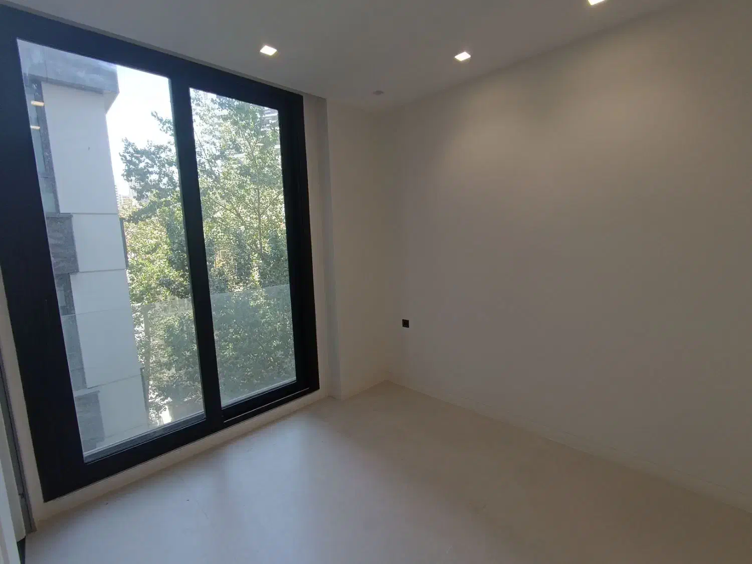 الهیه/۲۱۰متر/۳خواب مستر/برج باغ نوساز مدرن/فول