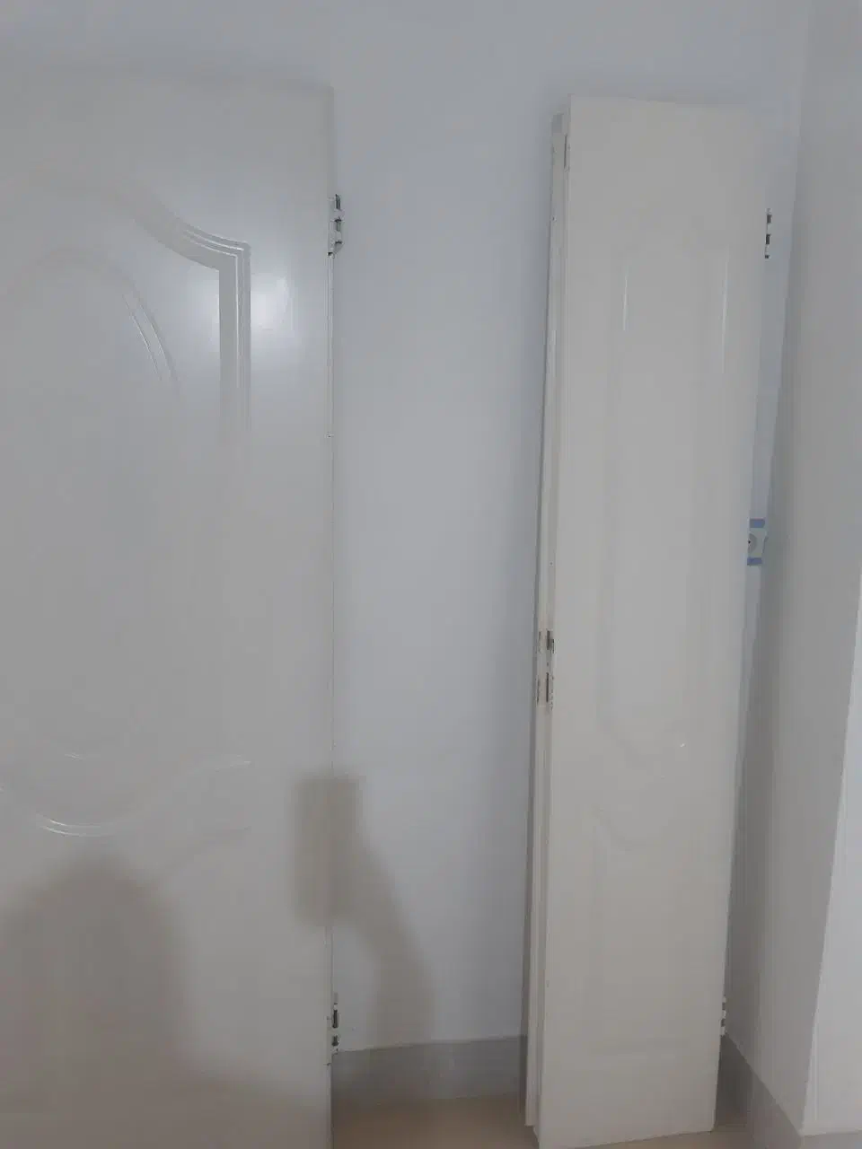 درب چوبی|مصالح و تجهیزات ساختمان|کامیاران, |دیوار