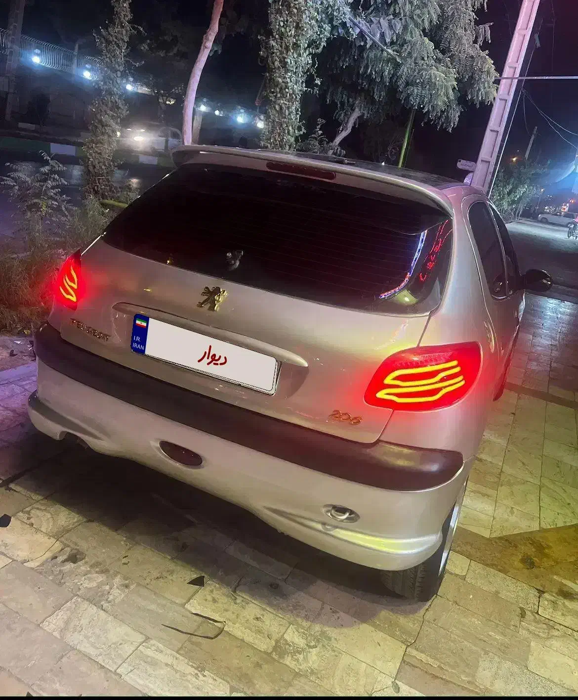 پژو 206 تیپ ۲، مدل۱۳۸۲ مخصوص خاص پسندان|خودرو سواری و وانت|اصفهان, لاله|دیوار