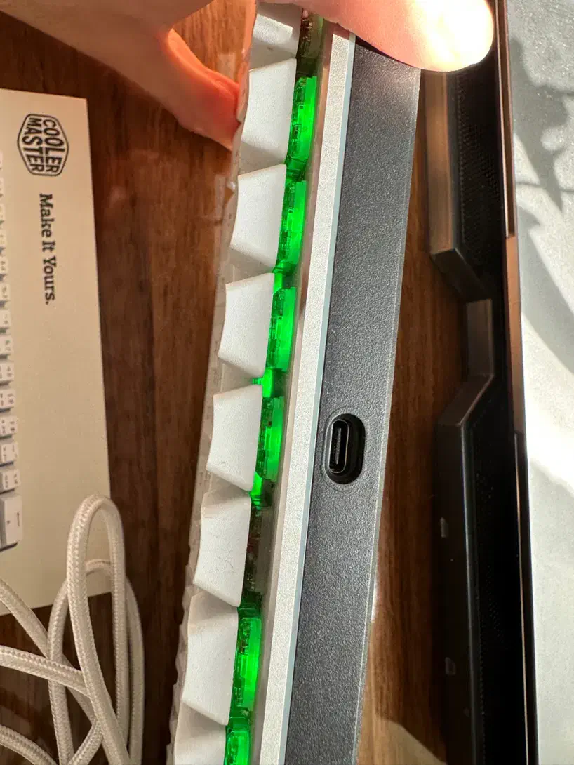 موس و کیبورد گیمینگ بیسیم هارد ۱ ترا و کول پد ۴ فن|قطعات و لوازم جانبی رایانه|تهران, اسکندری|دیوار