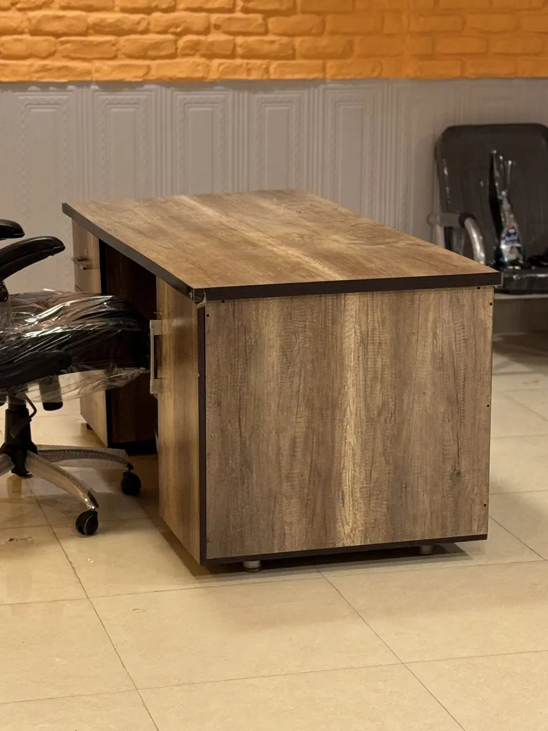 میز کامپیوتر و مدیریتی|میز تحریر و کامپیوتر|بروجرد, |دیوار