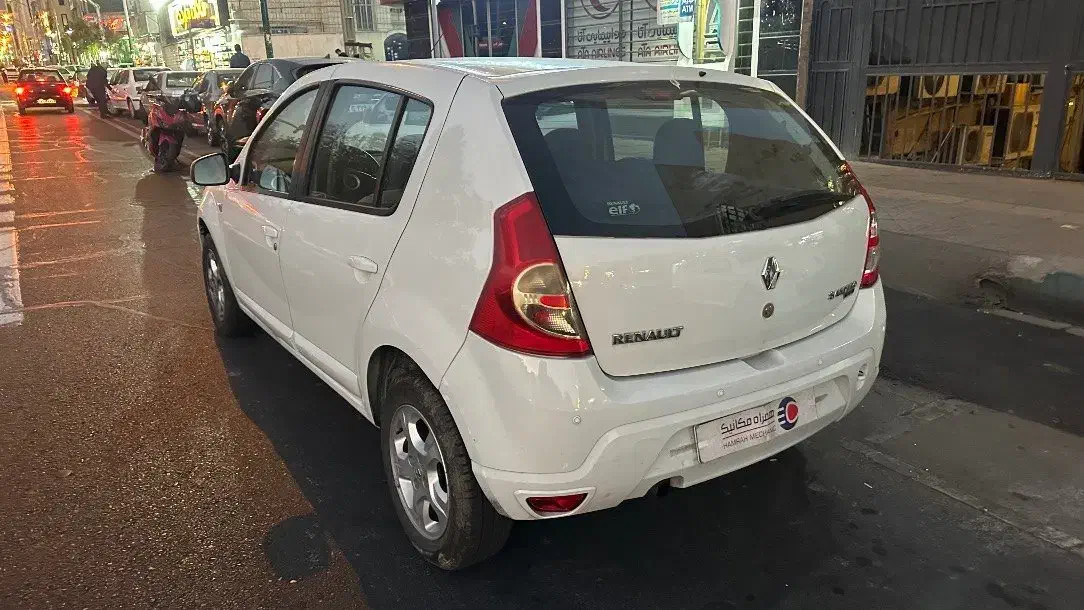 ساندرو 1396 اتوماتیک|خودرو سواری و وانت|تهران, اکباتان|دیوار