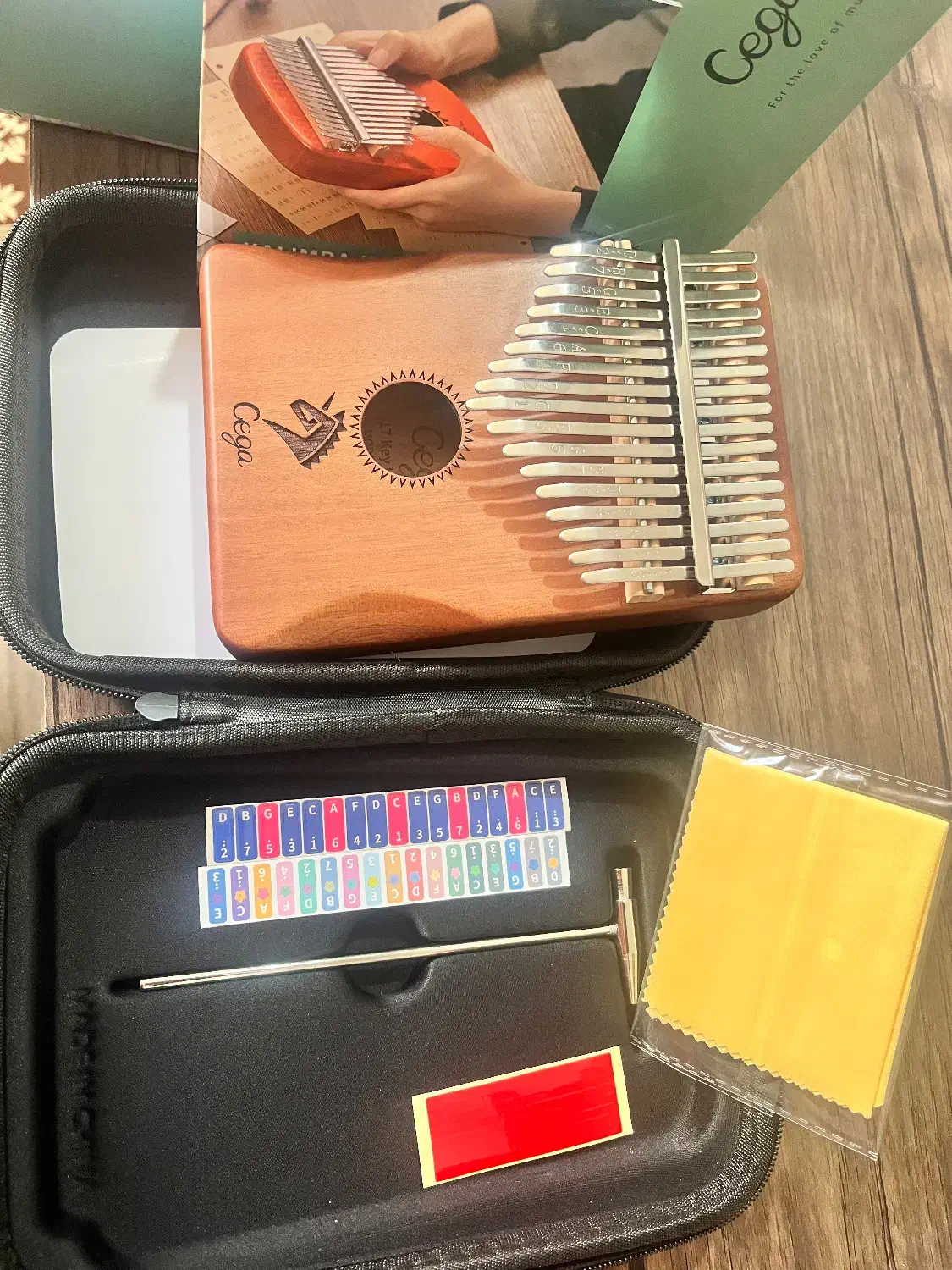 ساز کالیمبا نو|سازهای سنتی|قزوین, |دیوار