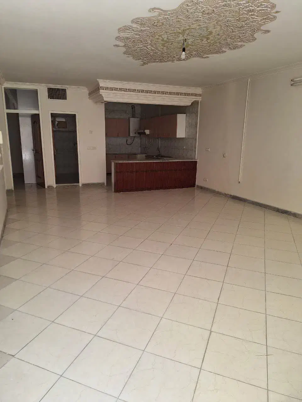 اجاره طبقه همکف دربست حیاط اختصاصی.مادی فرسخ|اجارهٔ آپارتمان|اصفهان, رحیمآباد|دیوار