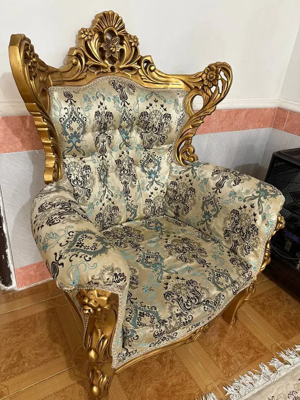 مبل سلطنتی 7نفره|مبلمان خانگی و میز عسلی|گرگان, |دیوار