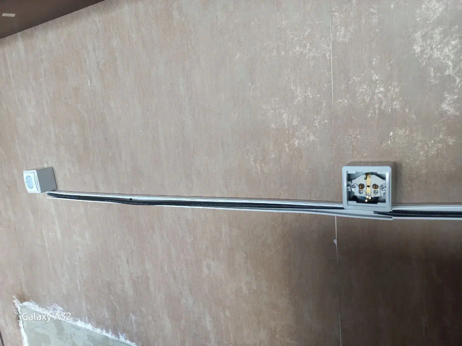 برق کار ساختمان|خدمات پیشه و مهارت|بجنورد, |دیوار