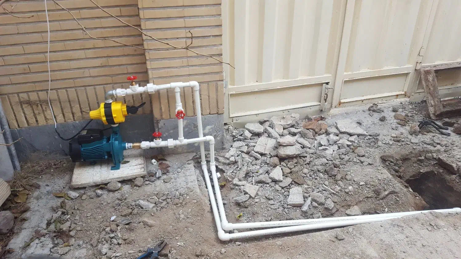 تاسیسات و تعمیرات پمپ ولوله کشی آب سرد گرم|خدمات پیشه و مهارت|اسلامشهر, شهرک قائمیه|دیوار