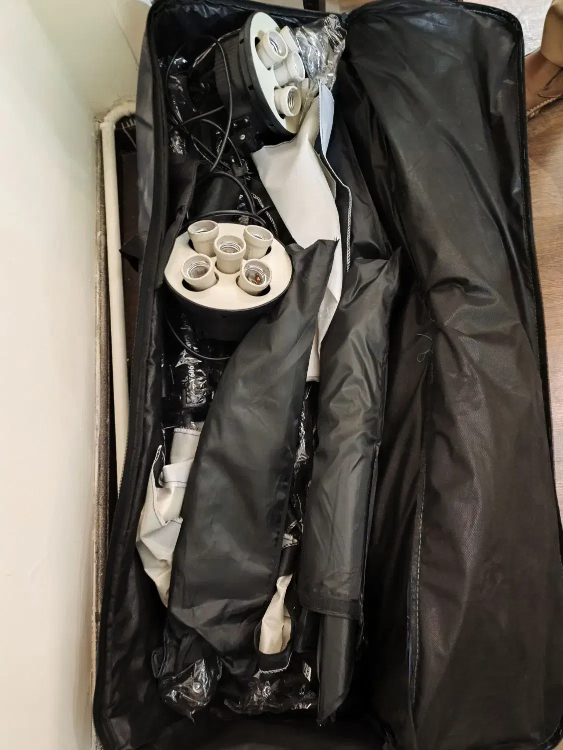 سافت باکس M3 کاملا نو و سالم|دوربین عکاسی و فیلمبرداری|ملارد, |دیوار