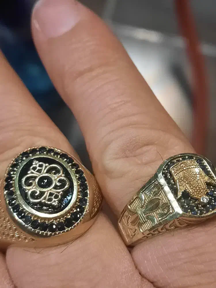 4عددانگشترطلا به وزن51گرم|جواهرات|اراک, |دیوار