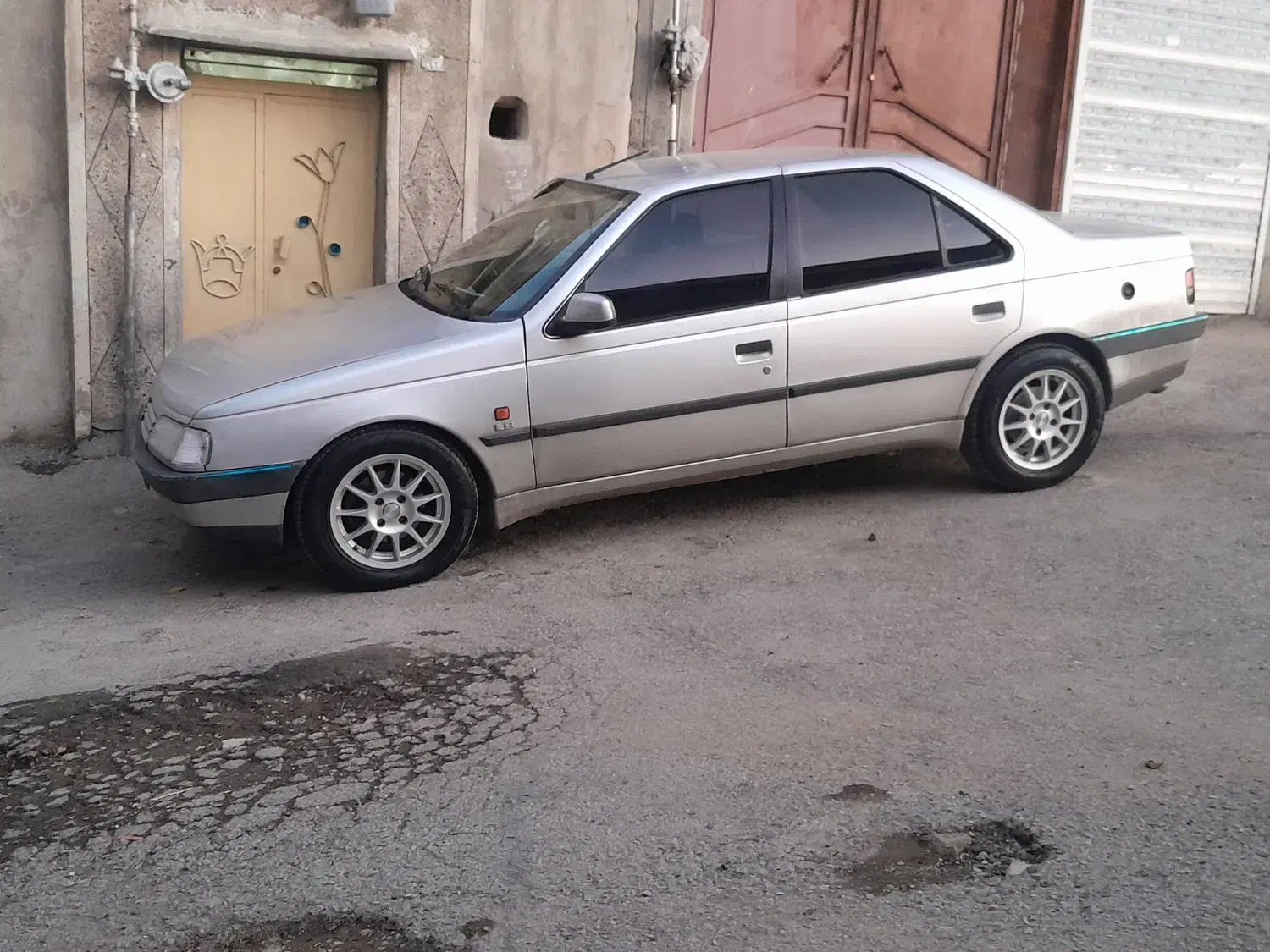 پژو ۴۰۵|خودرو سواری و وانت|کرمانشاه, |دیوار