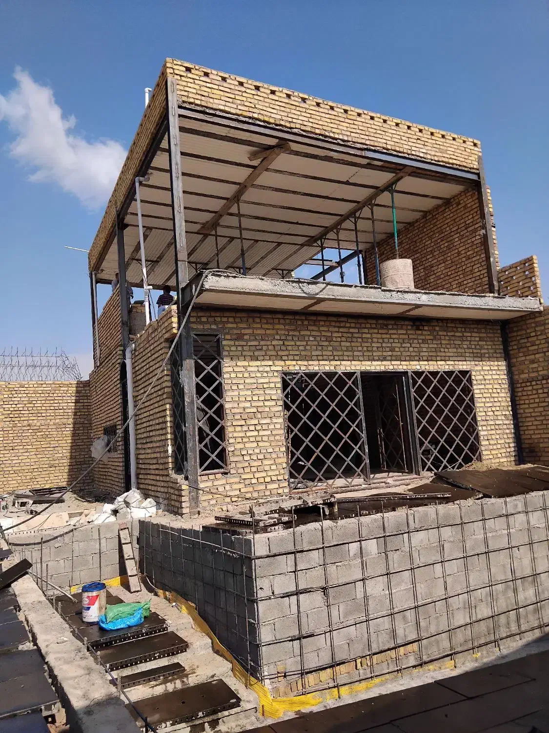 جوشکاری اجرای اسکلت ساختمان و ساخت سوله شیروانی|خدمات پیشه و مهارت|ماهدشت, |دیوار