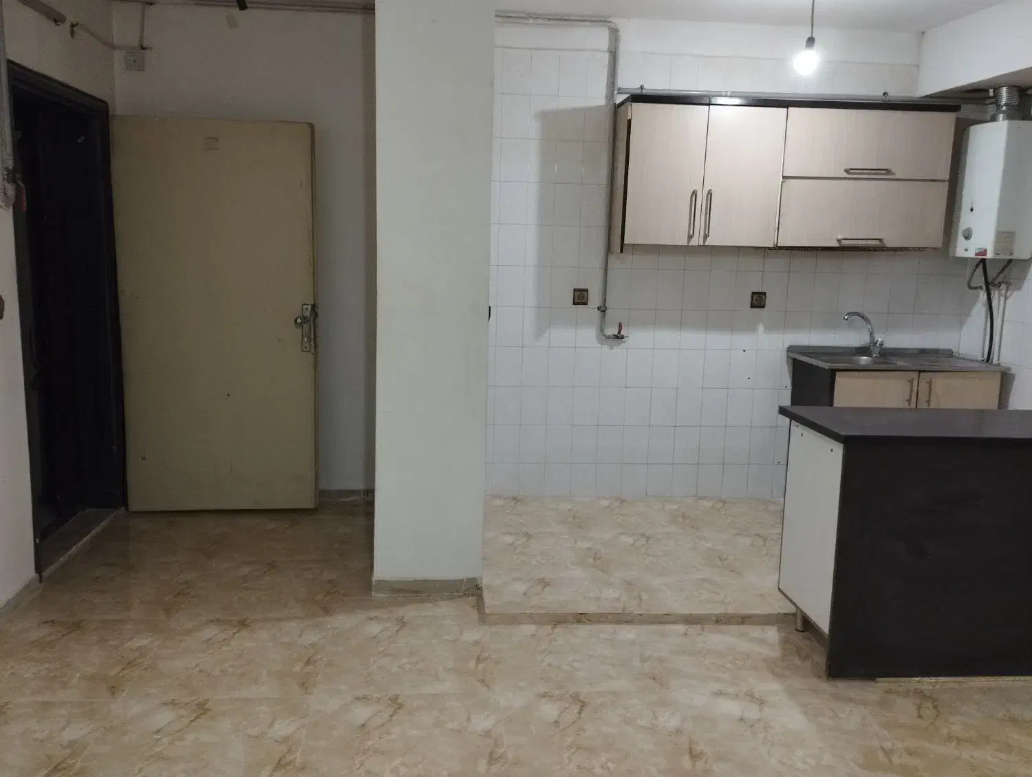 فروش آپارتمان|فروش آپارتمان|قرچک, مجتمع گلشهر|دیوار