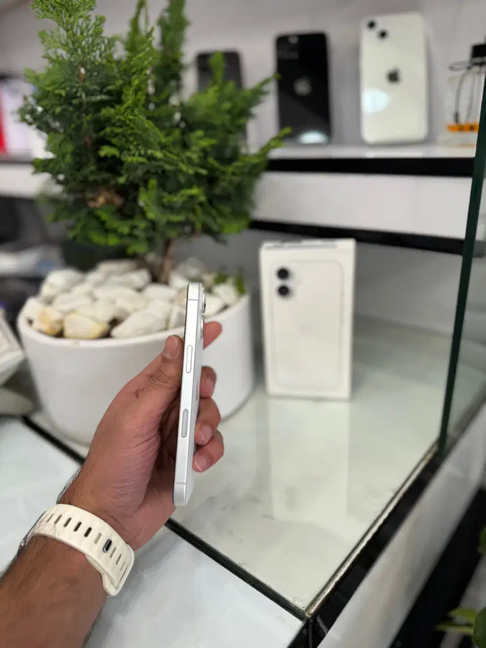 iphone 16|موبایل|اصفهان, خلجا|دیوار