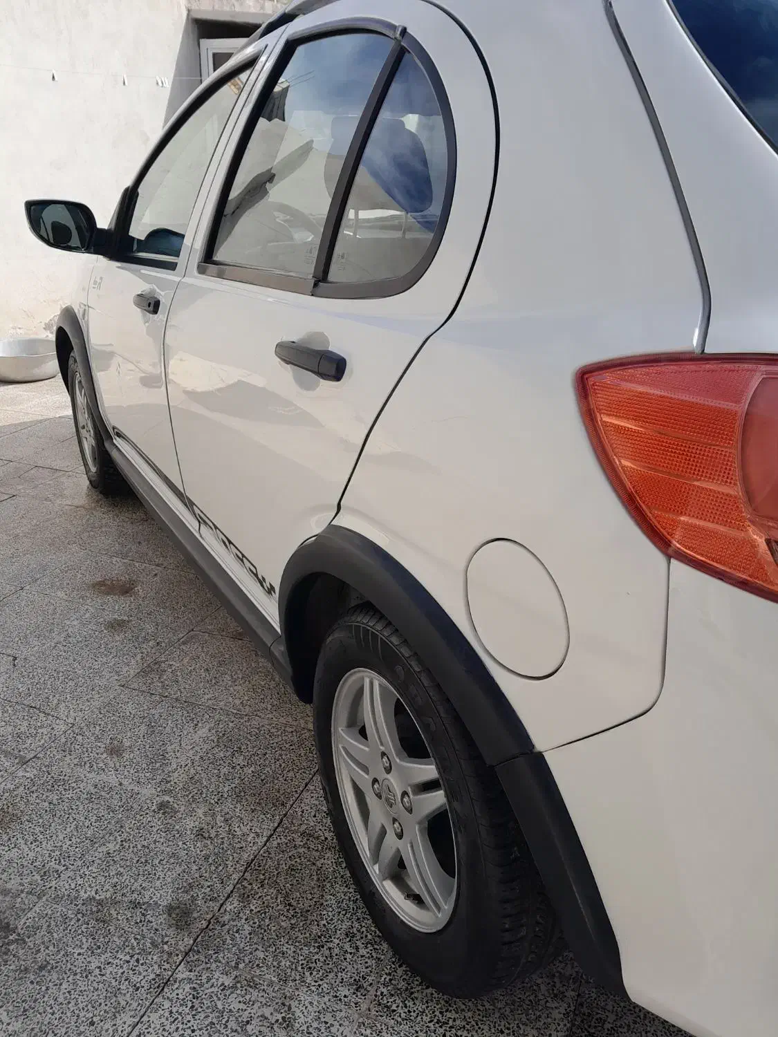 کویک ۱۴۰۰r|خودرو سواری و وانت|رفسنجان, |دیوار