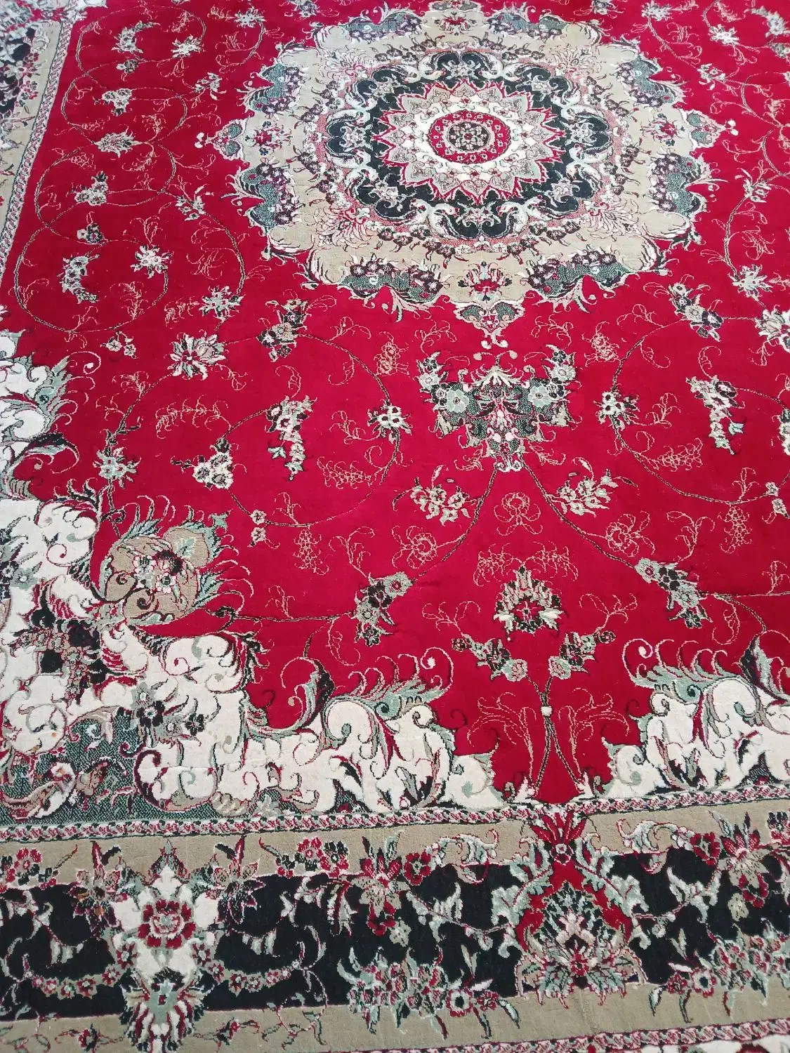 ۲عددفرش۱۲متری.۲عددفرش۶متری.ویکعدد۹|فرش|مشگین شهر, |دیوار