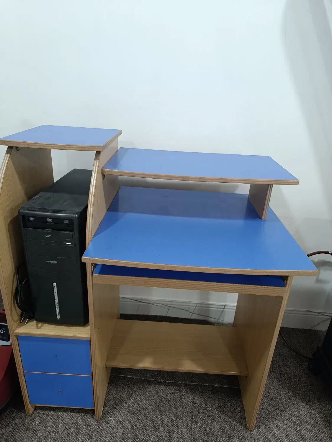 میز تیوی  کامپیوتر|میز تحریر و کامپیوتر|رامهرمز, |دیوار