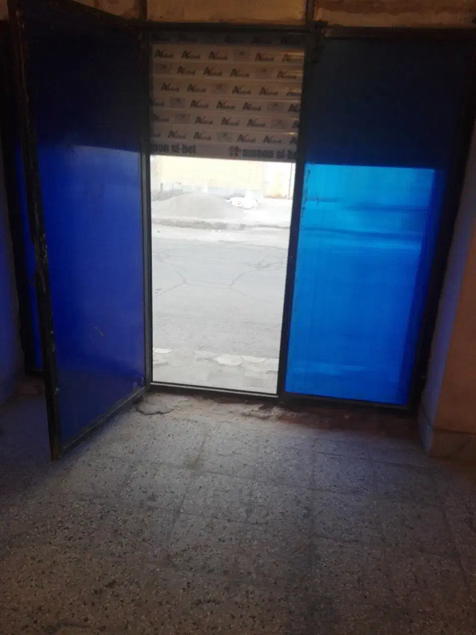 مغازه مناسب آرایشگاه دفترخانه پیشخوان تایپ تکثیر..|اجارهٔ مغازه و غرفه|زابل, |دیوار