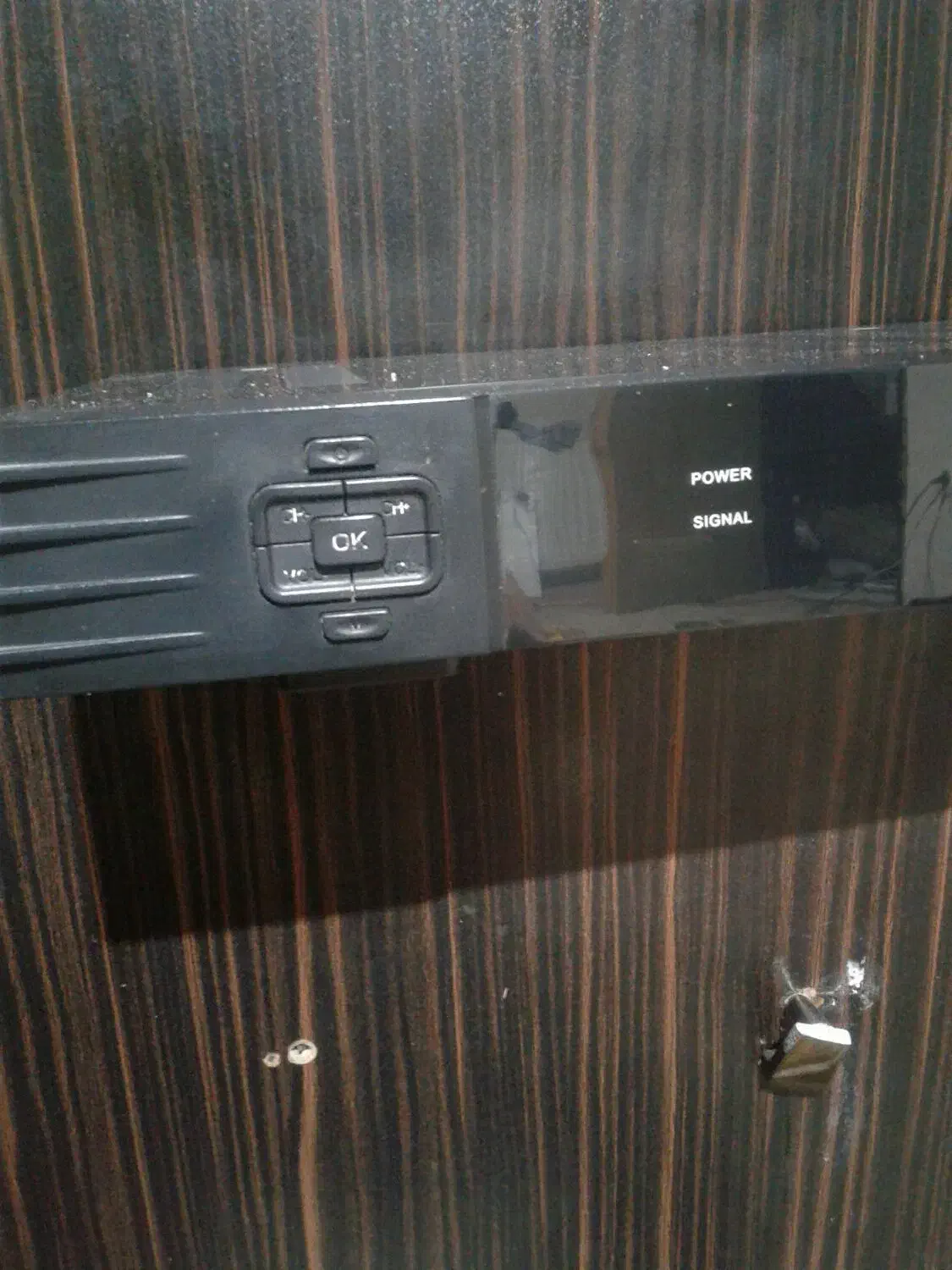 گیرنده دیجیتال|صوتی و تصویری|پرند, فاز ۵|دیوار