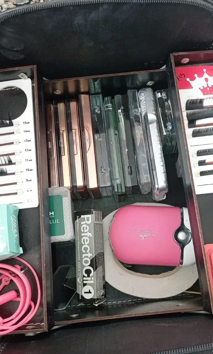 وسایل اکستنشن مژه و ابرو|آرایشی، بهداشتی، درمانی|شیراز, بیمارستان اعصاب و روان محرری|دیوار