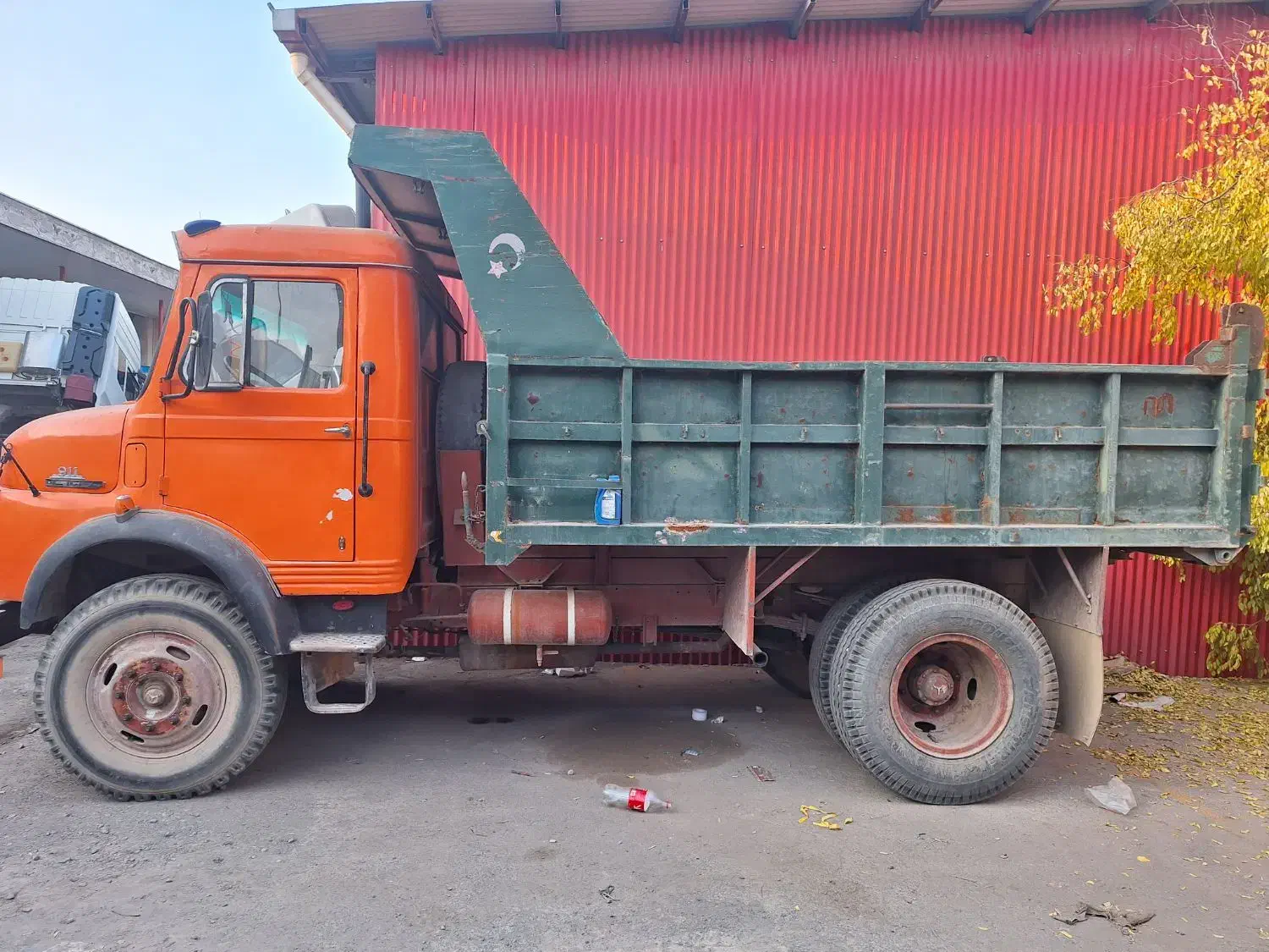 ۹۱۱ کمپرسی|خودرو سنگین|خوی, |دیوار