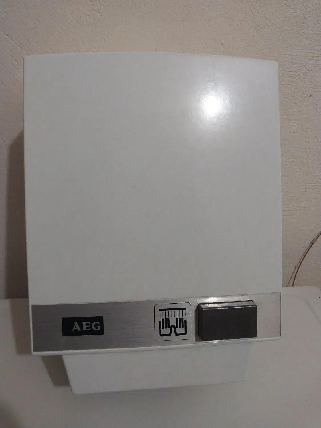 خشک کن دست سرویس بهداشتیAEG اصلی|لوازم حمام|ساری, |دیوار