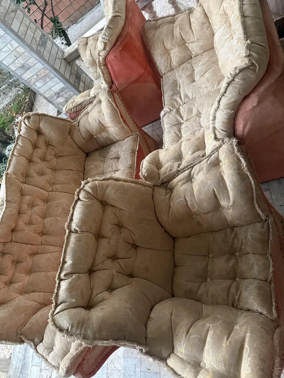 یک دست مبل کامل برای فروش|مبلمان خانگی و میز عسلی|کردکوی, |دیوار