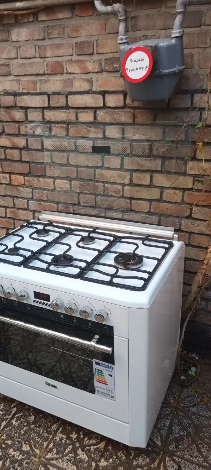 اجاق گازفردار سینجر ایتالیا درحدنو مجهز به کانوکشن|اجاق گاز و لوازم برقی پختوپز|تهران, کاج|دیوار