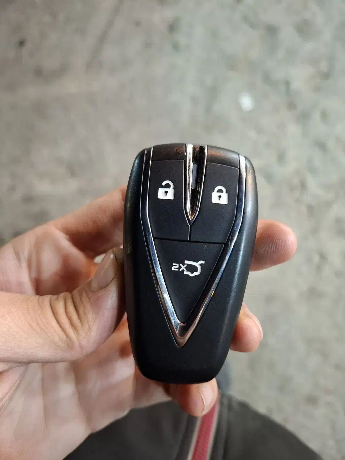 ریموت خودرو چانگان پیدا شده|اشیا|بروجرد, |دیوار