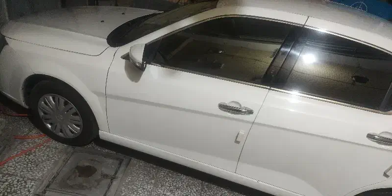 دنا پلاس ۵دنده ef7 ۱۴۰۴|خودرو سواری و وانت|زاهدان, |دیوار