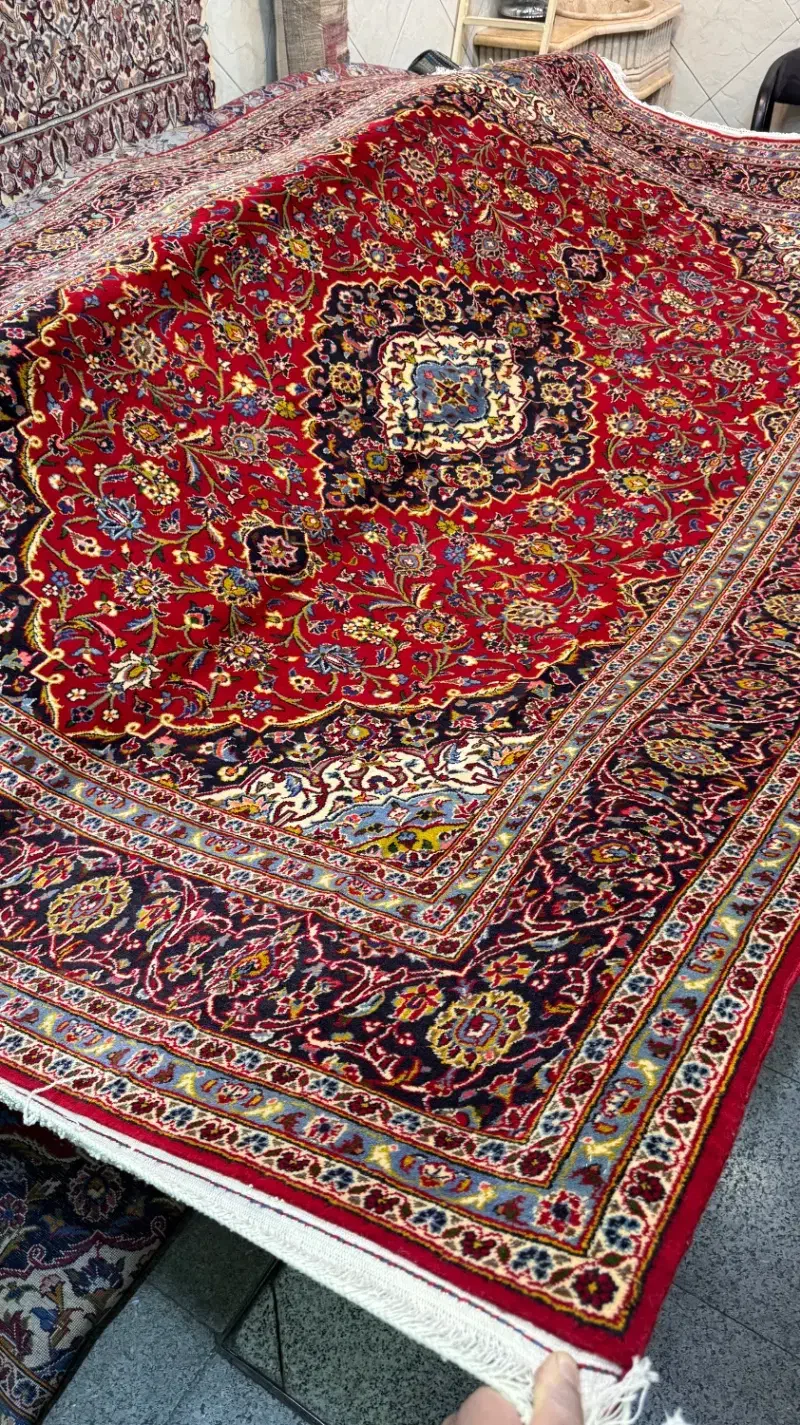 ۶ لاکی|فرش|تهران, آهنگ|دیوار