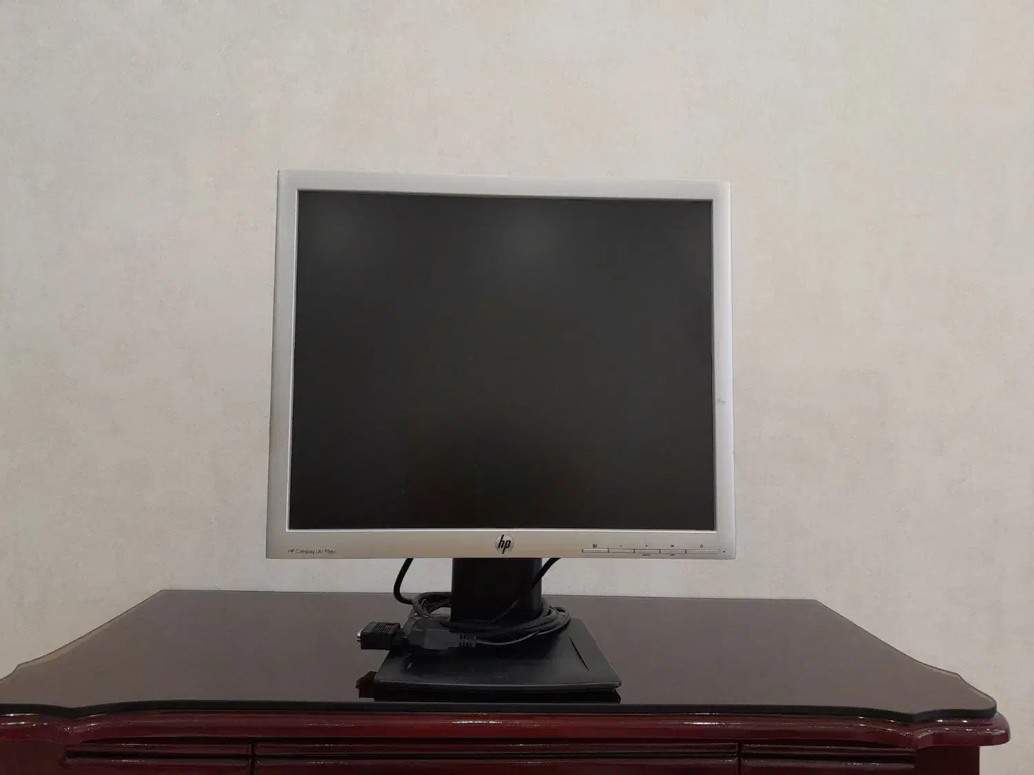 کامپیوتر (کیس مانیتور کیبورد موس)|رایانه رومیزی|همدان, |دیوار