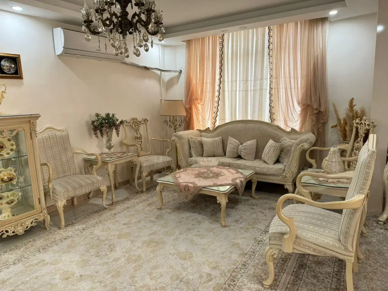 مبل استیل کلاسیک به همراه غذا خوری ۸ نفره|مبلمان خانگی و میز عسلی|تهران, شمیراننو|دیوار