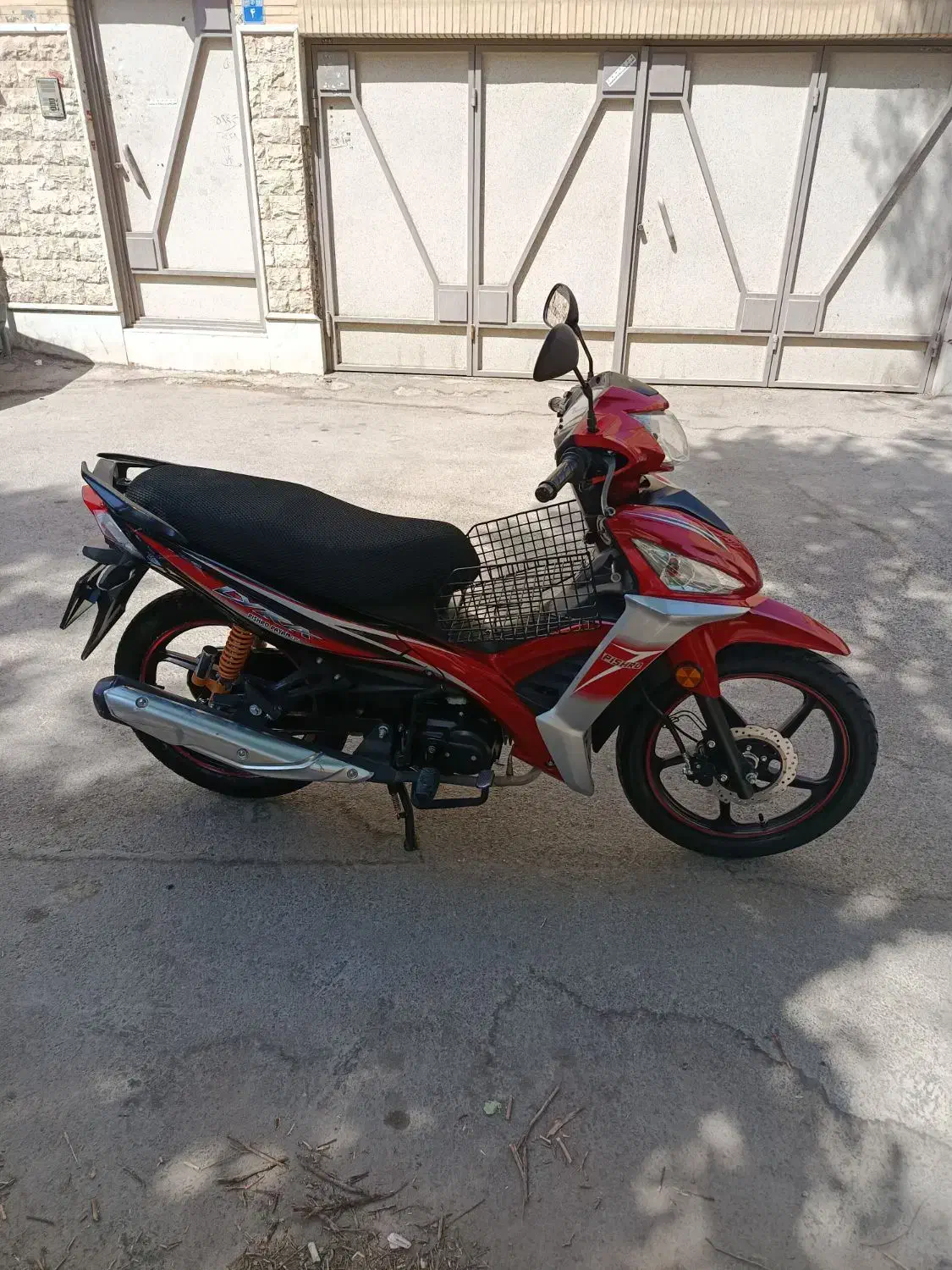 پیشرو ۱۳۵بیکلاج|موتورسیکلت|اصفهان, فجر|دیوار