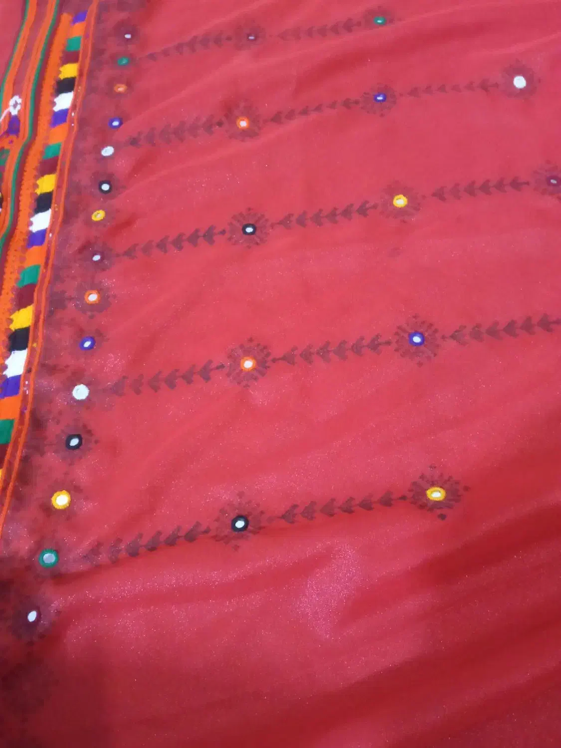 چند دست لباس|لباس|ایرانشهر, |دیوار