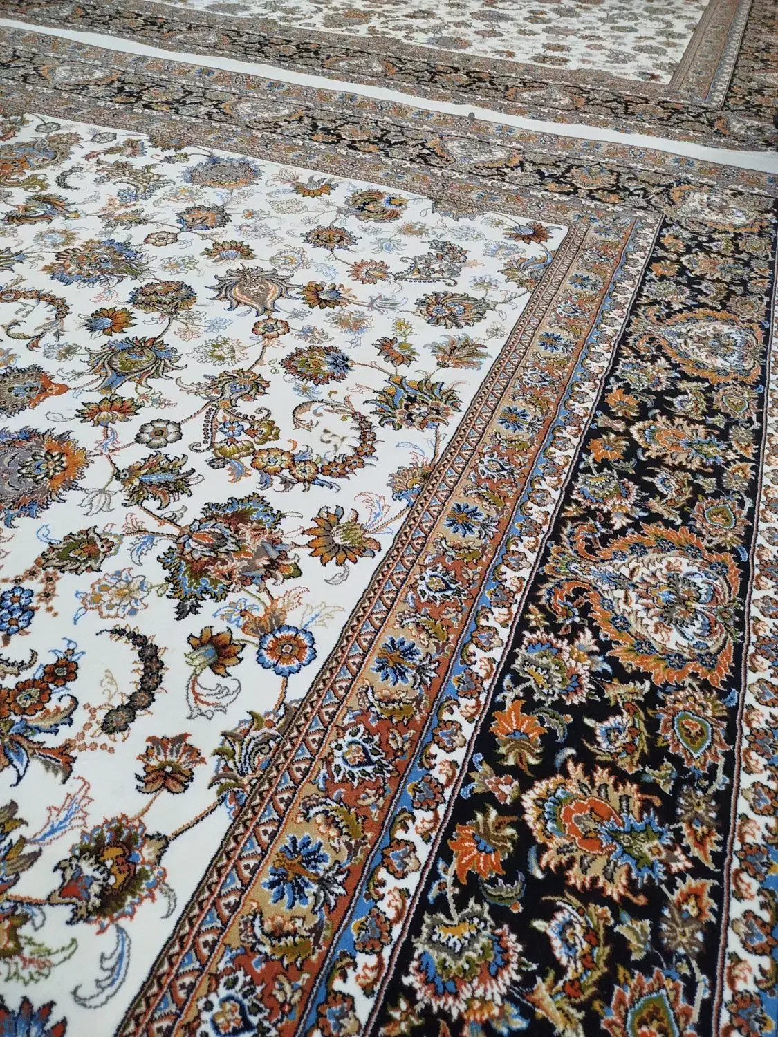 یک جفت فرش دوازده متری|فرش|گرمی, |دیوار