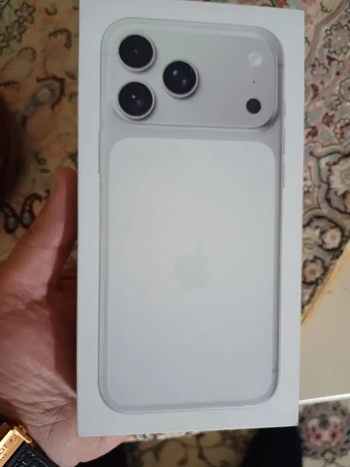 ایفون ۱۷ پرومکس سیلور zaa|موبایل|اراک, |دیوار