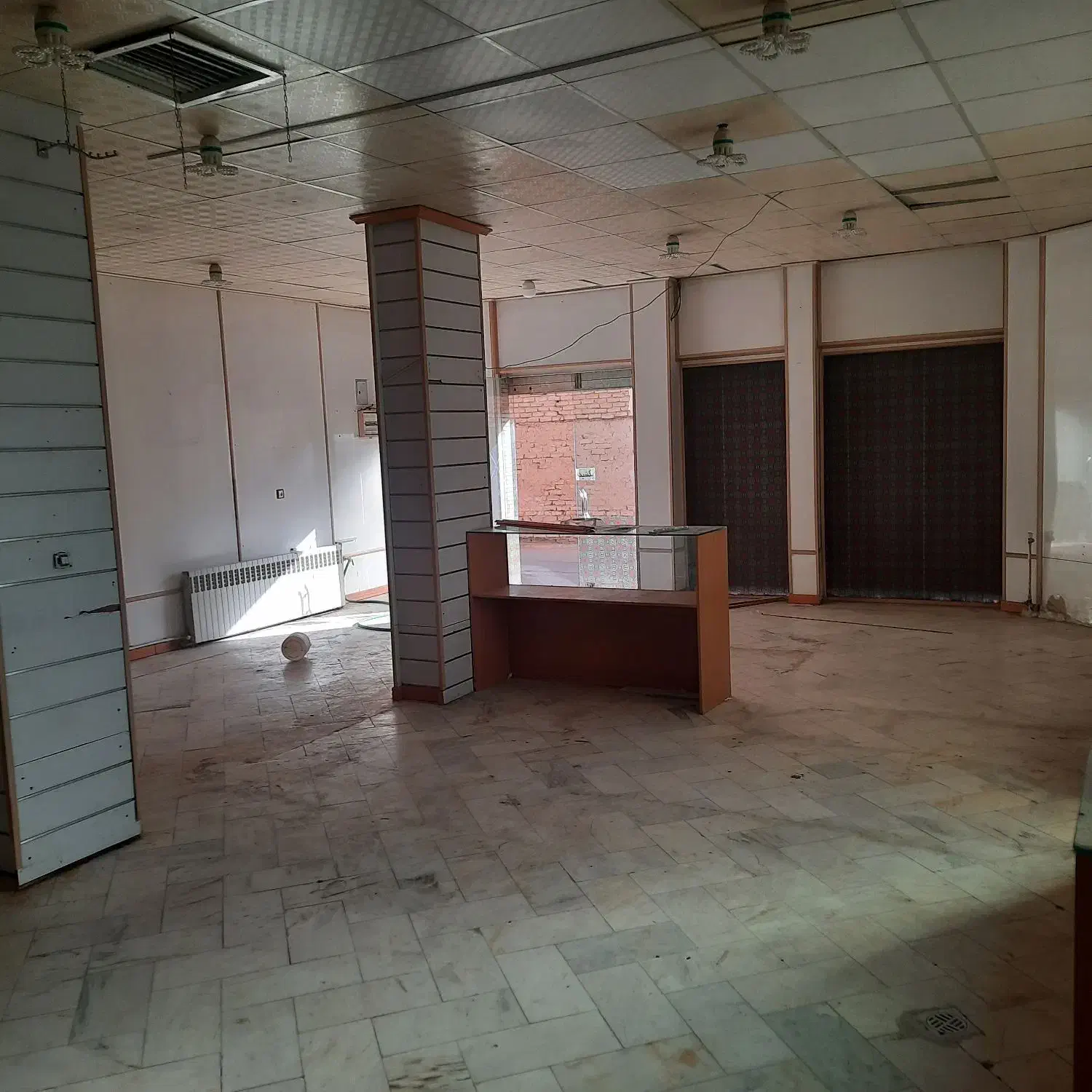 فروش مطب ۱۳۳ متری خیابان بهشتی|فروش دفتر کار، اتاق اداری، مطب|کرمان, |دیوار