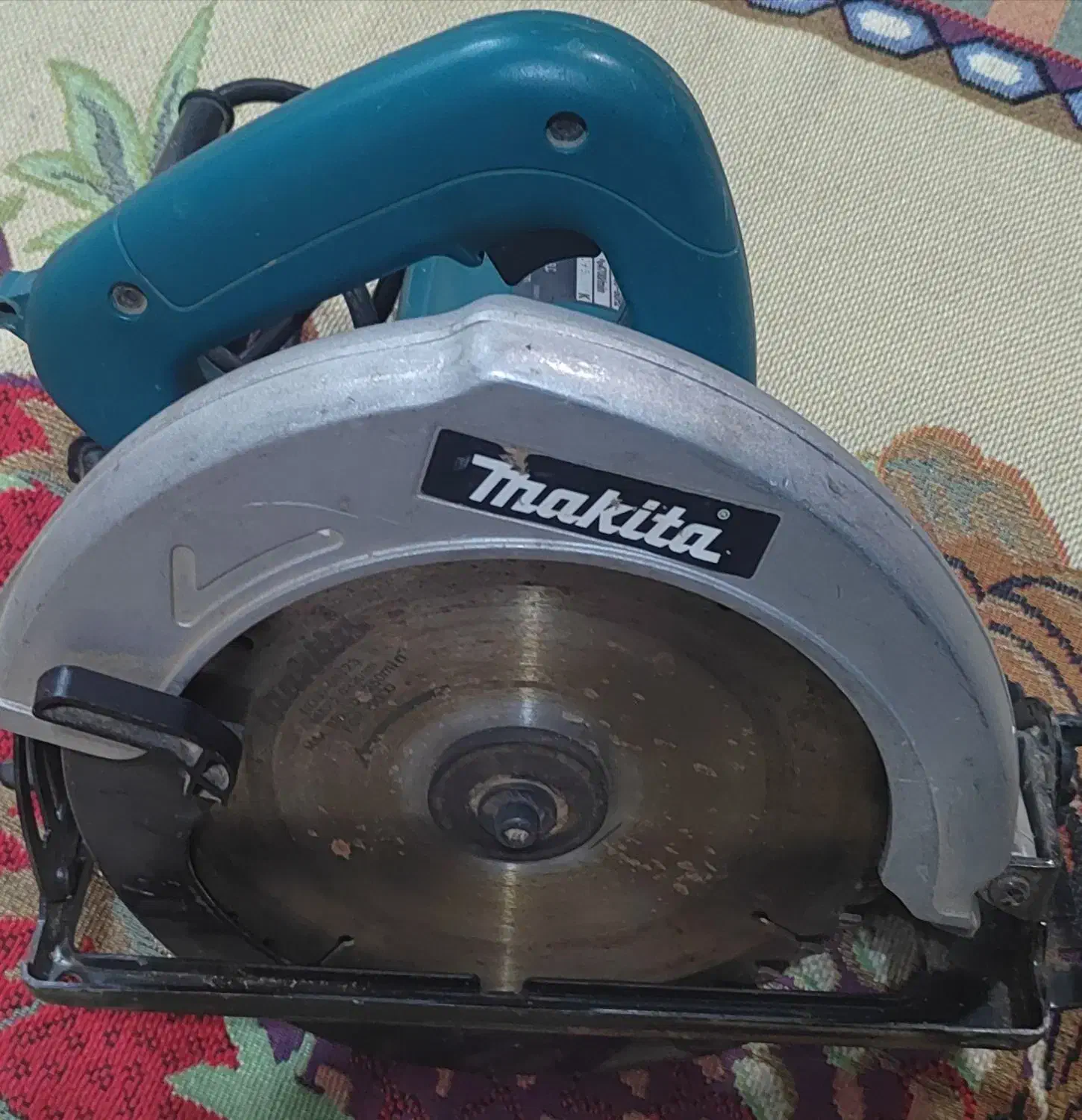 مجموعه‌ای کامل از ابزارهای حرفه‌ای نجاری و برش|ابزارآلات|کرج, ساسانی (قلمستان)|دیوار