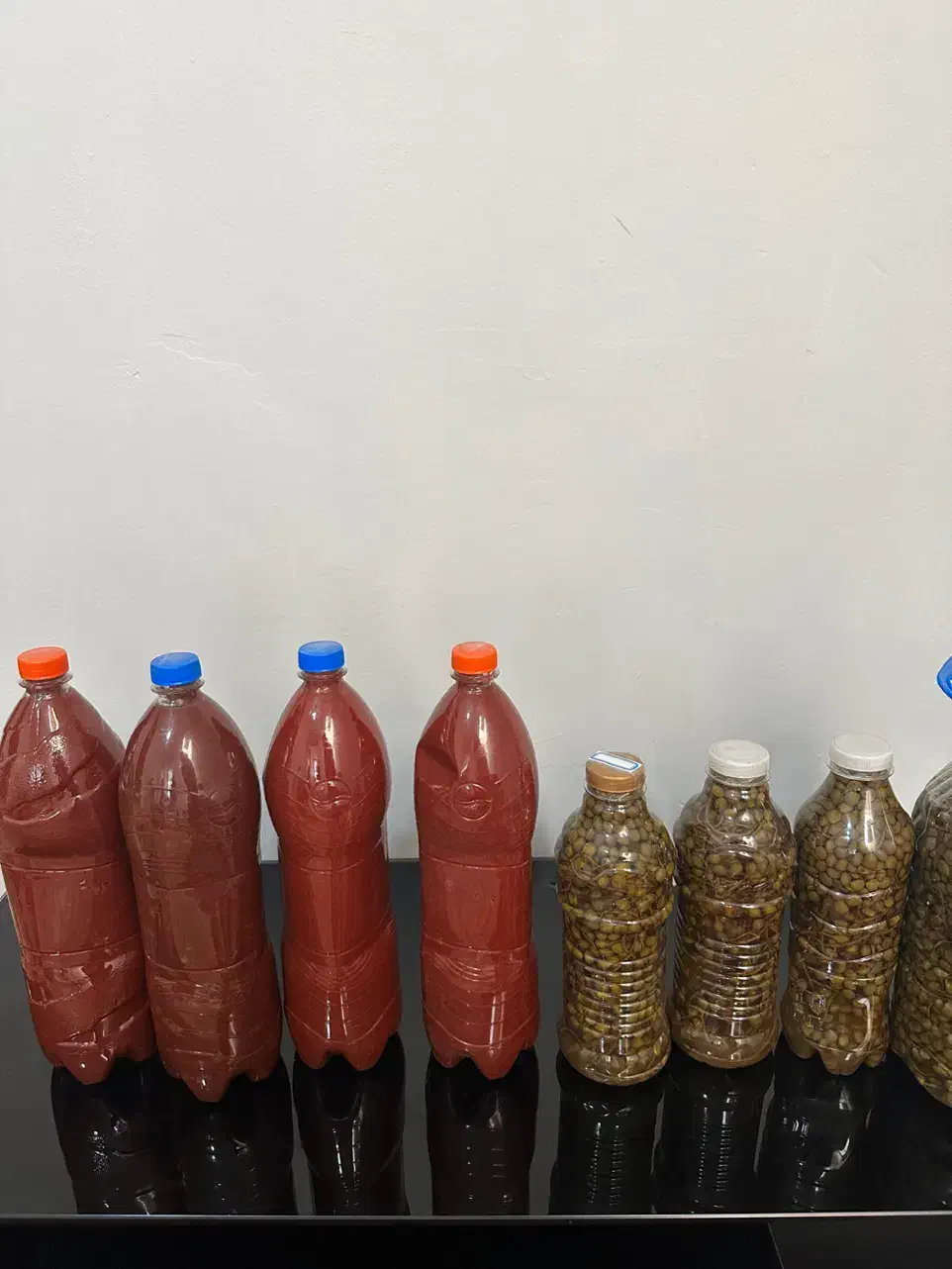 رب گوجه ارگانیک خانگی و ترشی بنه|خوردنی و آشامیدنی|شیراز, شهرک فرهنگیان|دیوار