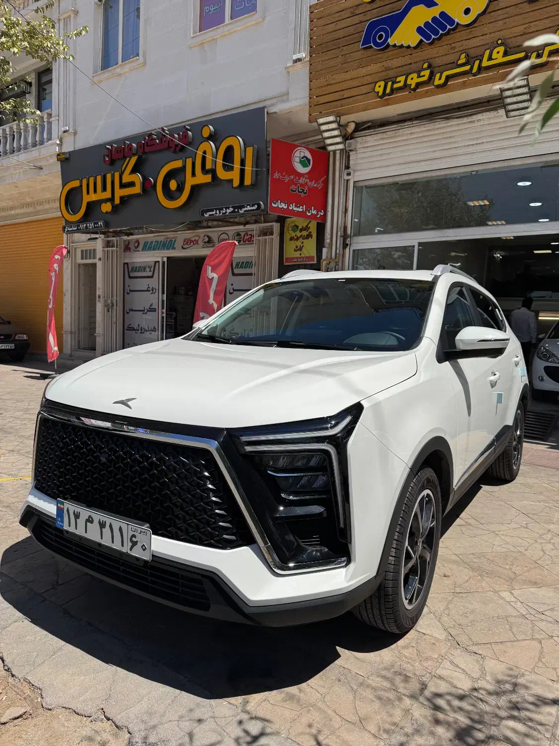 کی ام سی x5، مدل ۱۴۰۴، نقد و اقساط|خودرو سواری و وانت|یزد, |دیوار