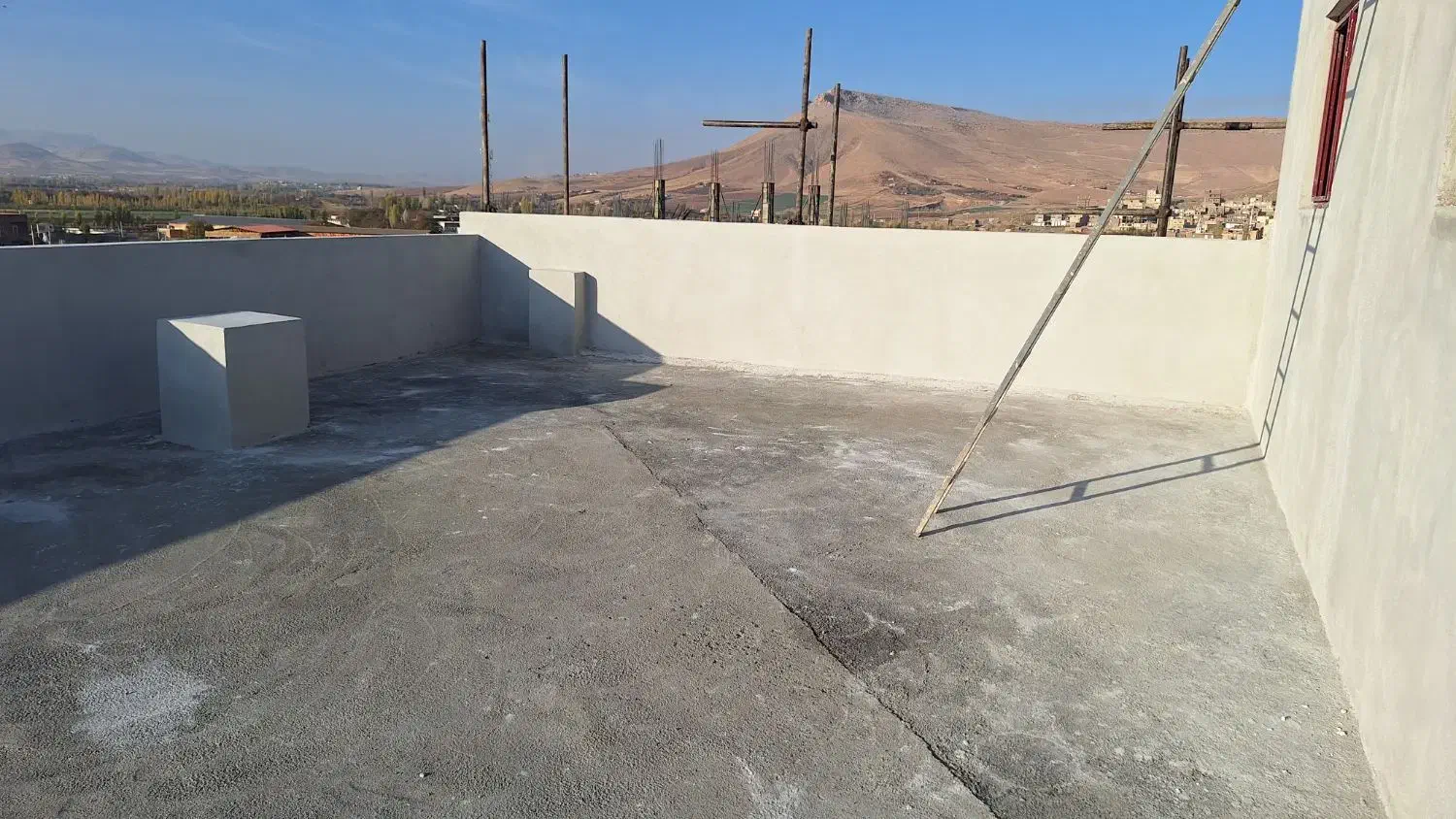 استادکار سیمانکاری و شیب بندی کارهای لکه گیری|خدمات پیشه و مهارت|بوکان, |دیوار