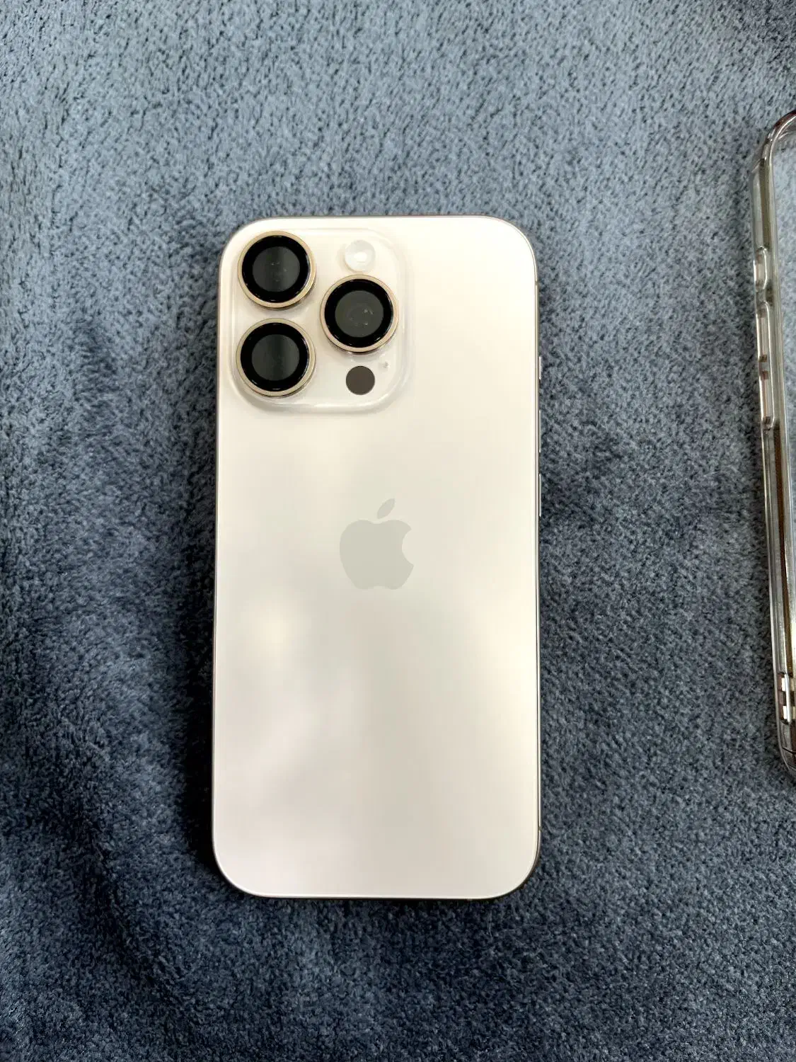 اپل iPhone 16 Pro با حافظهٔ ۲۵۶ گیگابایت|موبایل|بندرعباس, |دیوار