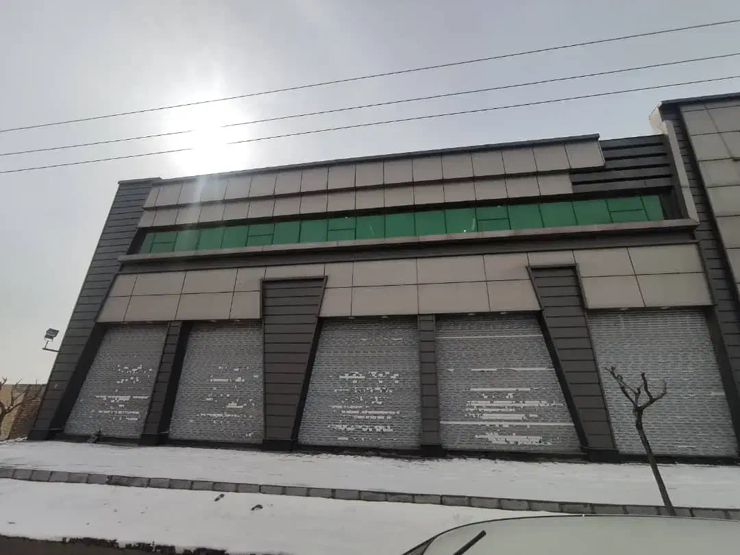 جاده مخصوص کرج ۱۸۰۰۰ متر زمین با ۱۰۰۰۰ متر سوله|فروش دفتر صنعتی، کشاورزی، تجاری|تهران, هفده شهریور|دیوار