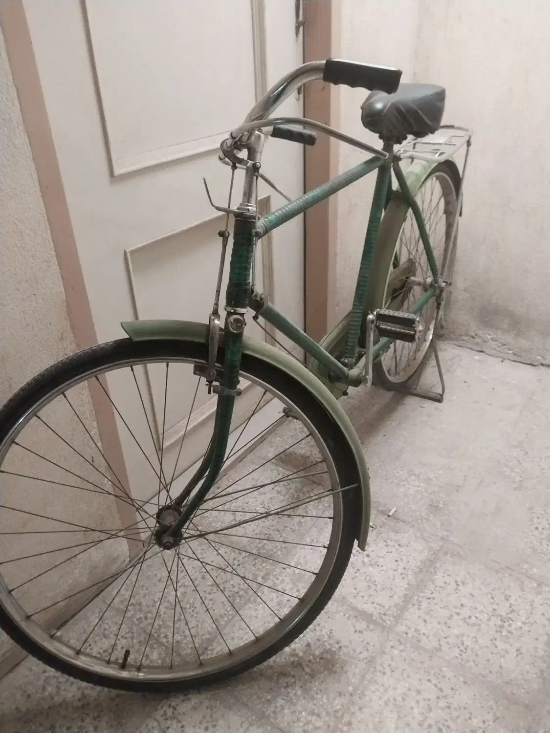 چرخ چینی|دوچرخه، اسکیت، اسکوتر|اصفهان, جلالیه|دیوار